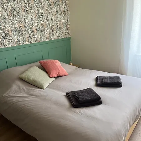 *la Belle Saison* Lumineux, Espace De Travail, Wifi, Apartment